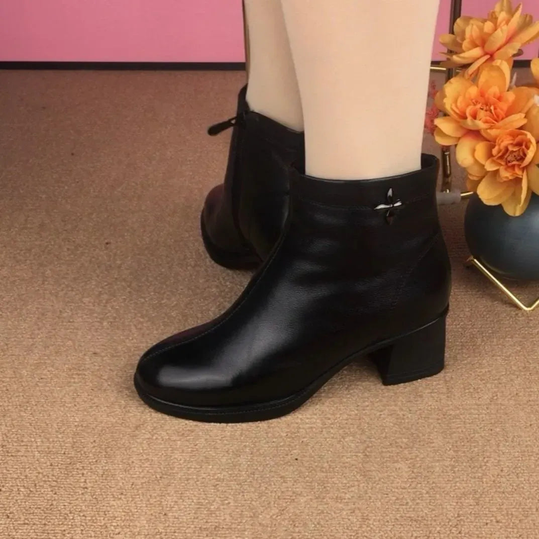 Avenis | Orthopedic Boots